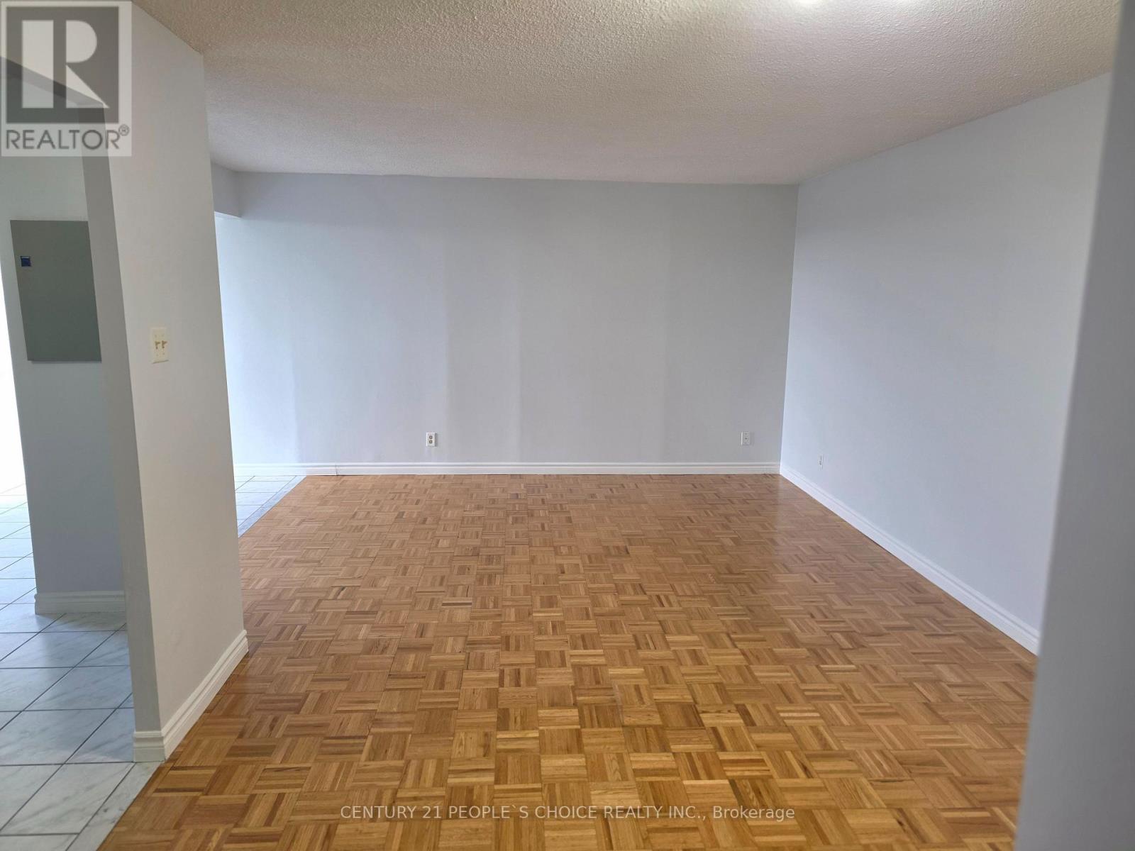 1804 - 61 Markbrook Lane, Toronto, Ontario  M9V 5E7 - Photo 3 - W13134214