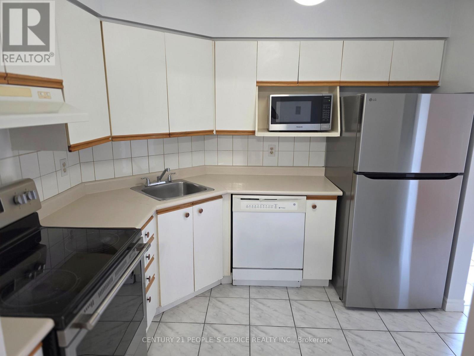 1804 - 61 Markbrook Lane, Toronto, Ontario  M9V 5E7 - Photo 5 - W13134214