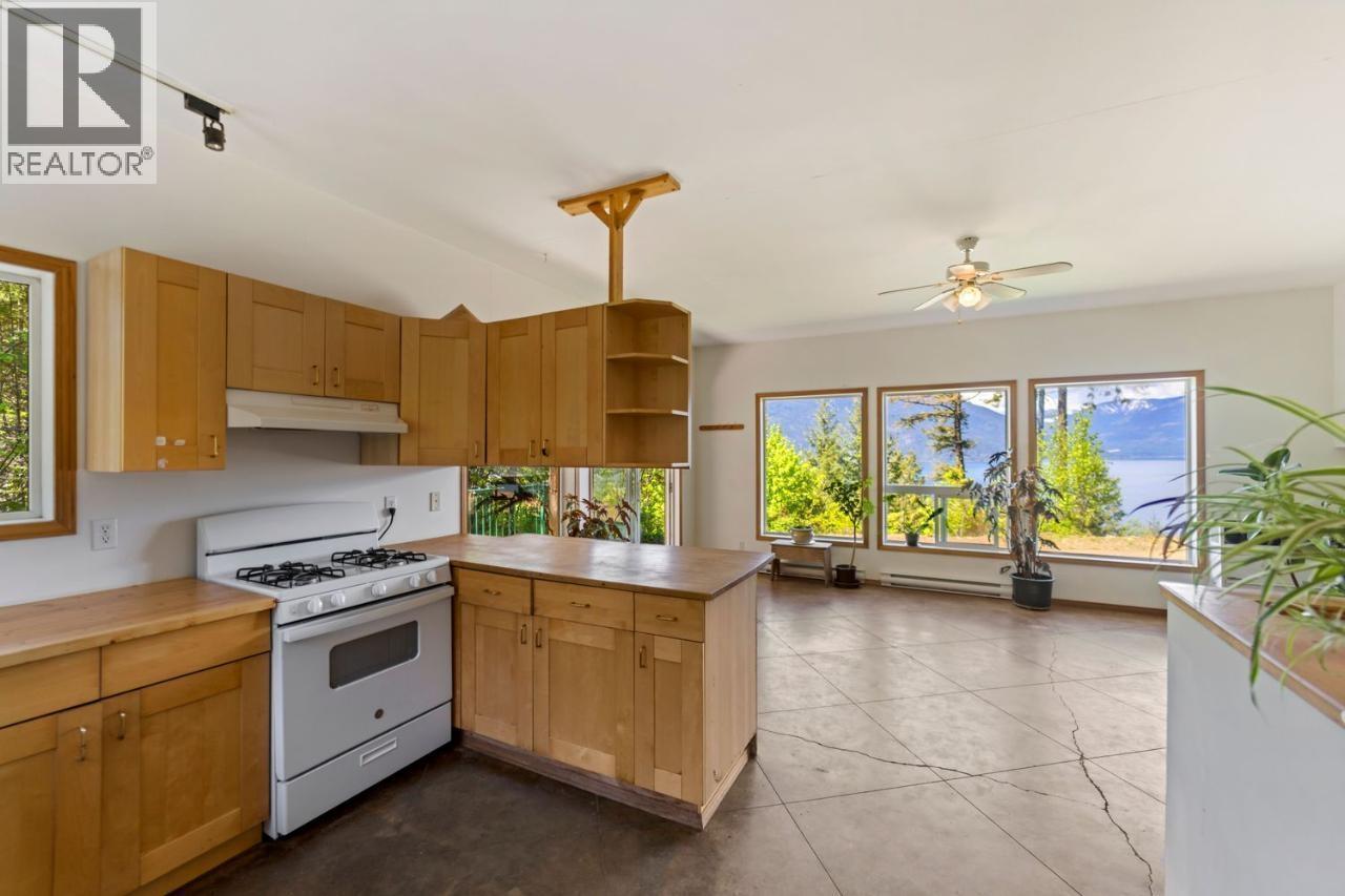 & 14506 Highway 3a Unit# 14504, Gray Creek, British Columbia  V0B 1S0 - Photo 44 - 10326954