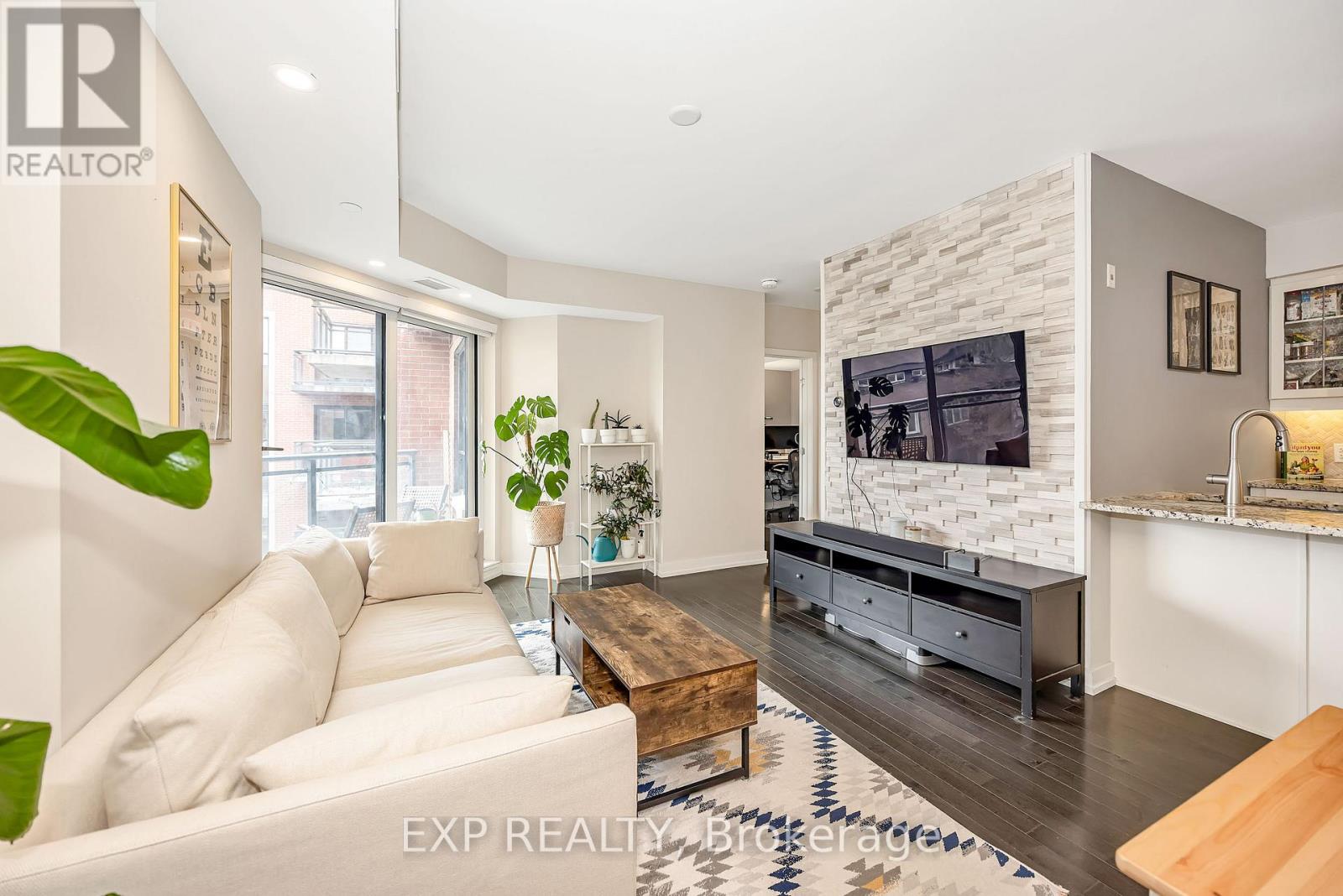 410 - 316 Bruyere Street, Ottawa, Ontario  K1N 0C3 - Photo 7 - X13140818