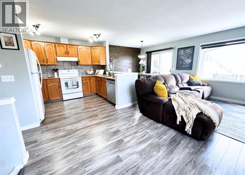 224b 5 Avenue, Strathmore, Alberta  T1P 1B5 - Photo 8 - A2304974