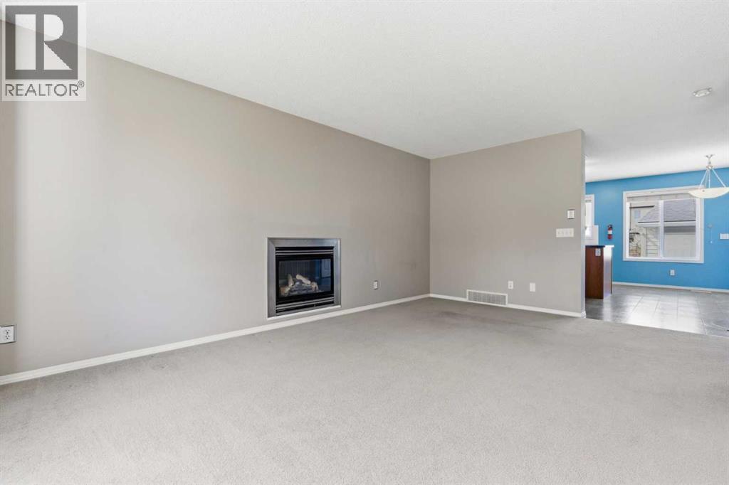 49 Evermeadow Manor SW, Calgary, Alberta  T2Y 4W8 - Photo 7 - A2308667