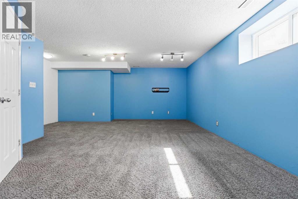 49 Evermeadow Manor SW, Calgary, Alberta  T2Y 4W8 - Photo 35 - A2308667