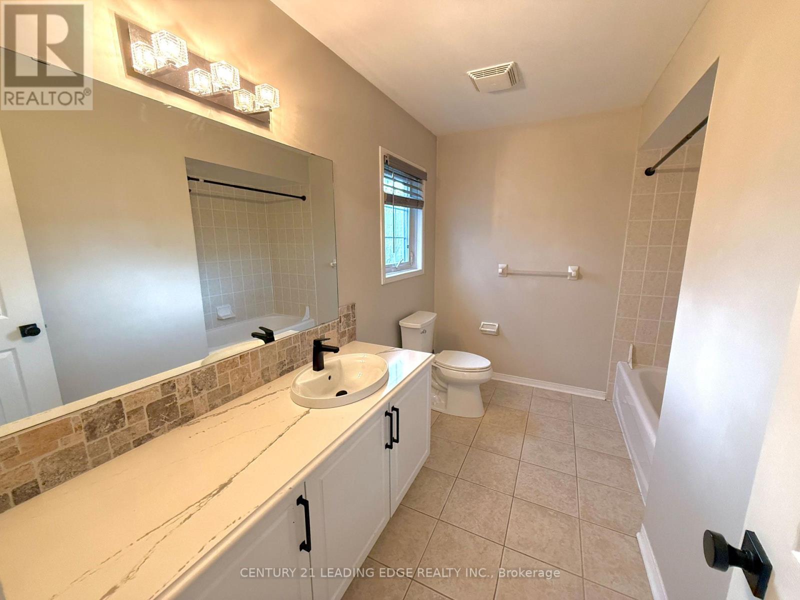 10 Crough Street, Clarington, Ontario  L1C 5M5 - Photo 16 - E13140790