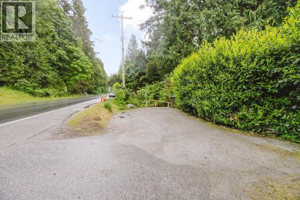 2829 Lower Road, Roberts Creek, British Columbia  V0N 2W4 - Photo 36 - R3124610