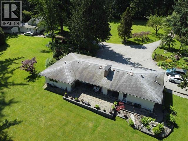 27369 Bell Avenue, Maple Ridge, British Columbia  V2W 1R7 - Photo 3 - R3124606
