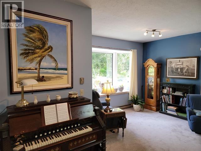 27369 Bell Avenue, Maple Ridge, British Columbia  V2W 1R7 - Photo 4 - R3124606