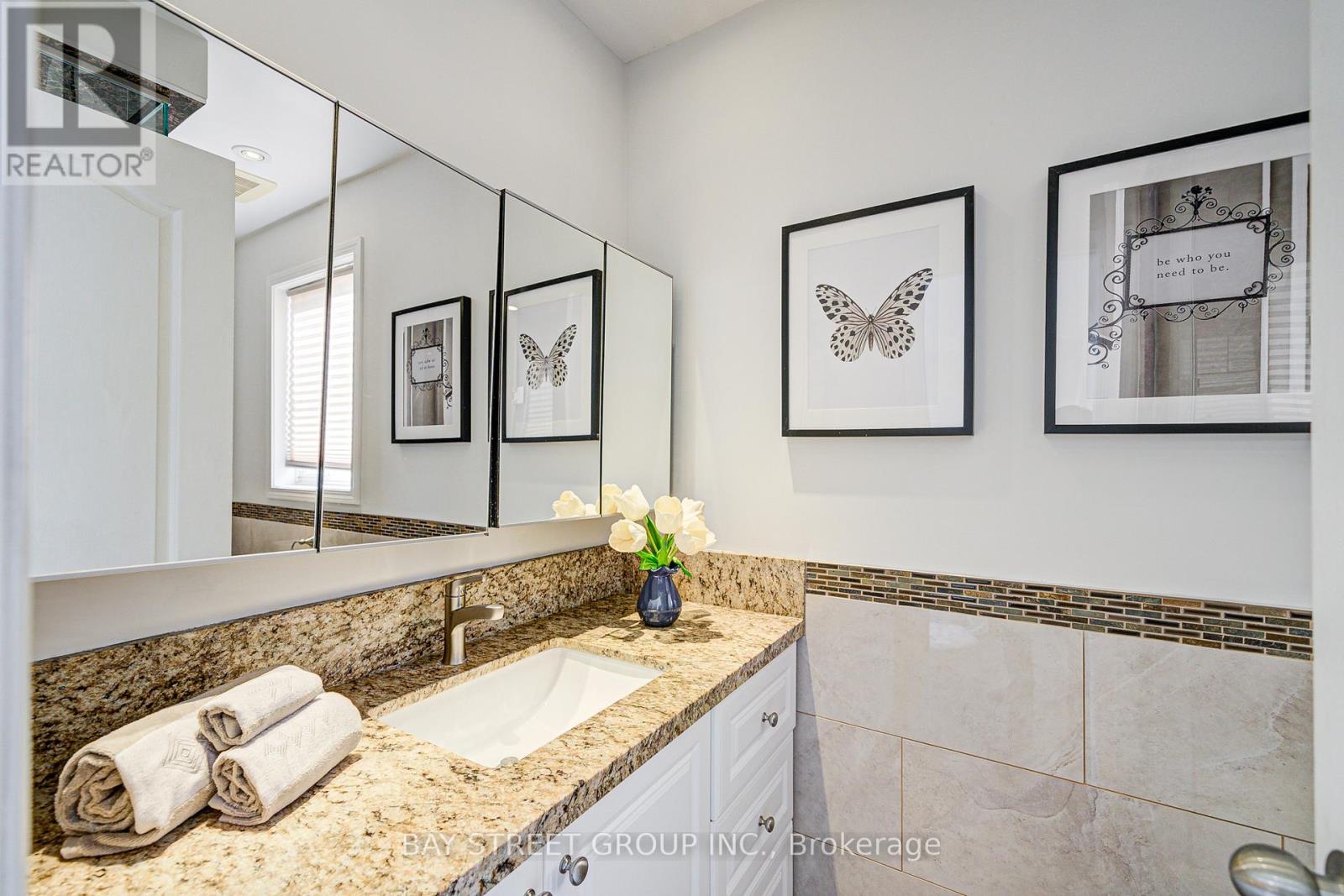 43 Tower Bridge Crescent, Markham, Ontario  L6C 2M9 - Photo 20 - N13140820