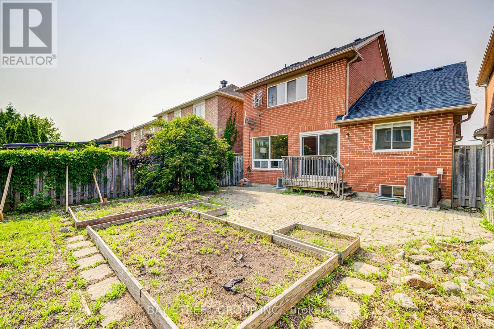 43 Tower Bridge Crescent, Markham, Ontario  L6C 2M9 - Photo 27 - N13140820