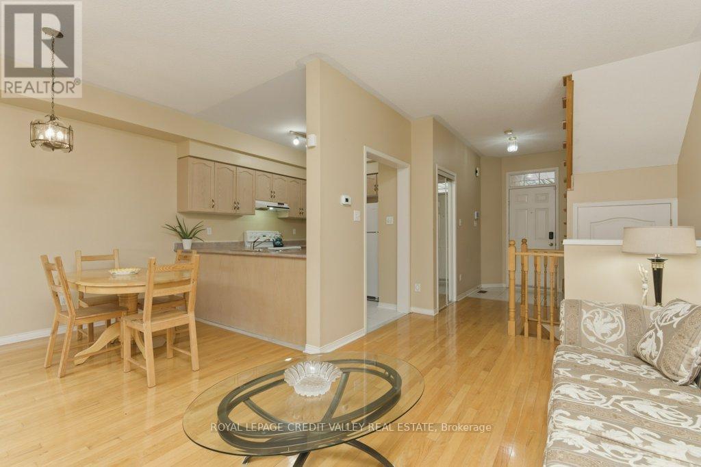 6 - 180 Blue Willow Drive, Vaughan, Ontario  L4L 9C9 - Photo 5 - N13140840