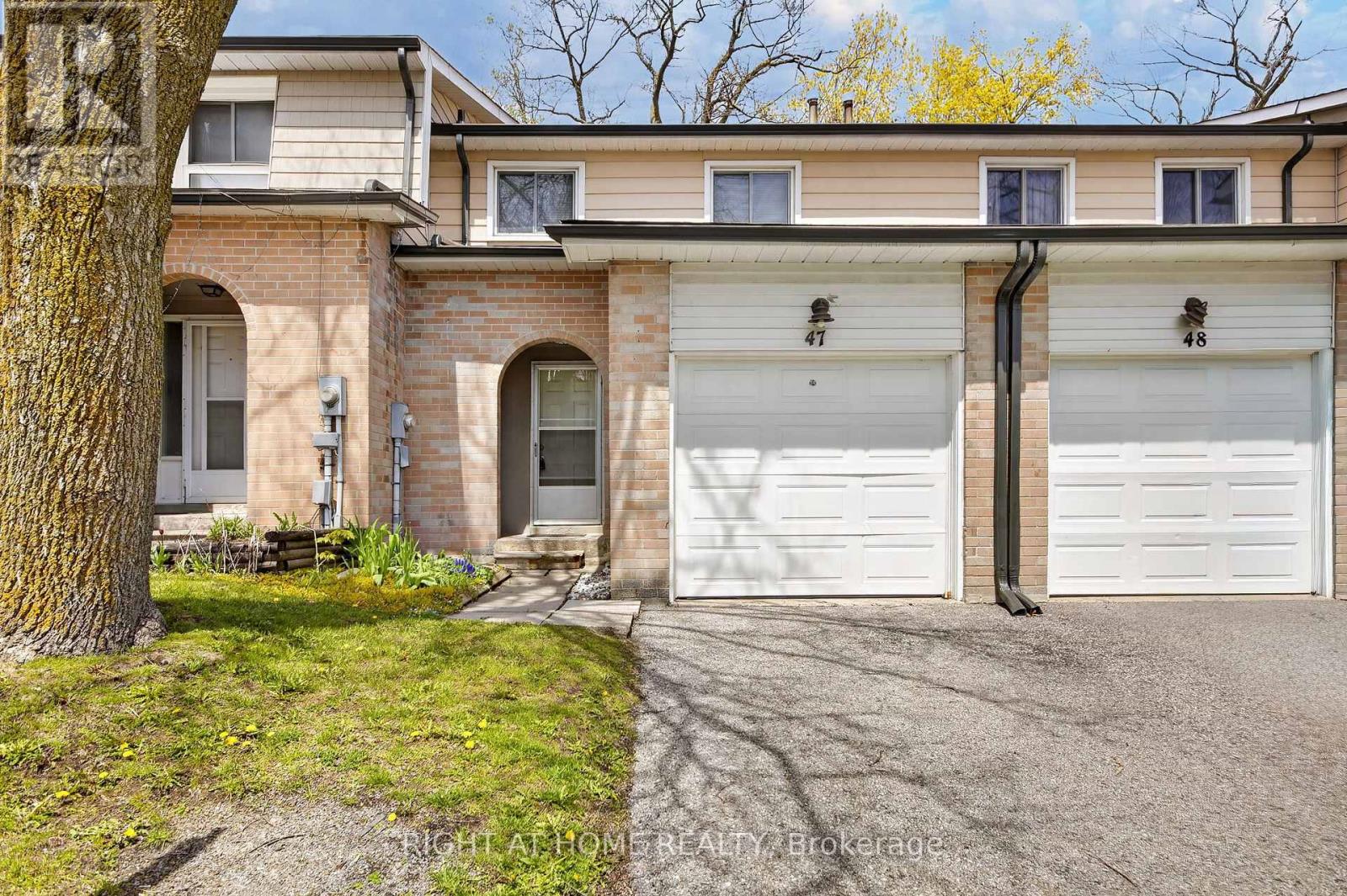 47 - 2 BERNICK DRIVE, Barrie, Ontario