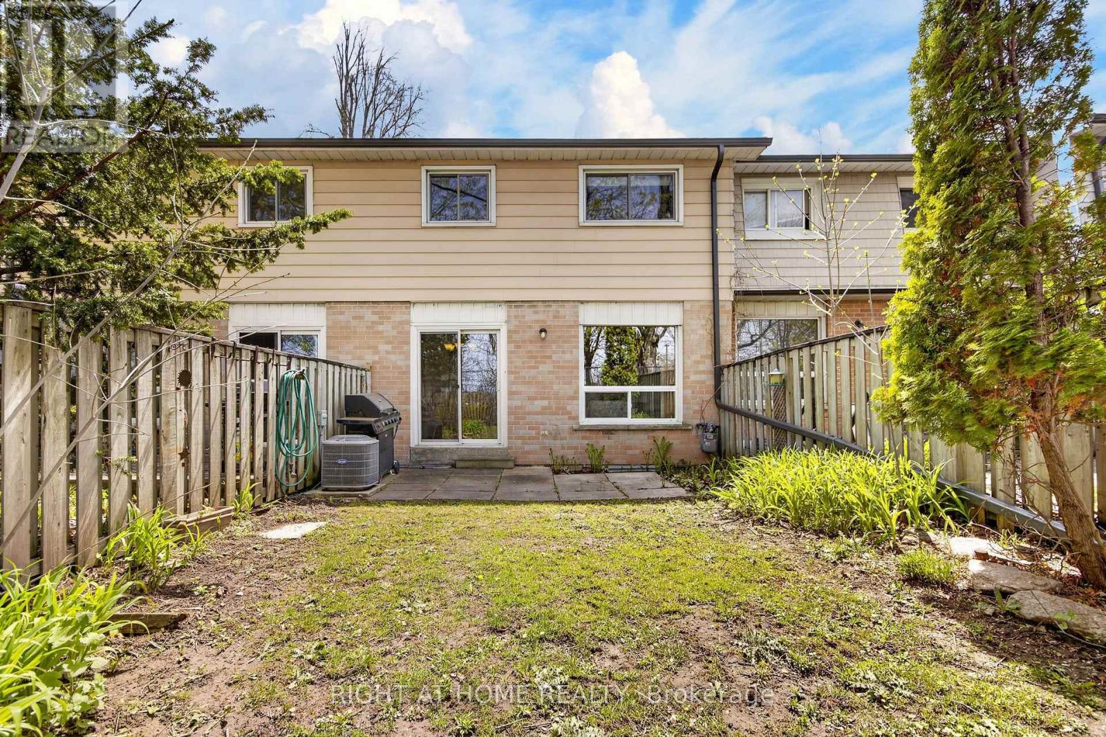 47 - 2 Bernick Drive, Barrie, Ontario  L4M 5K4 - Photo 2 - S13140816