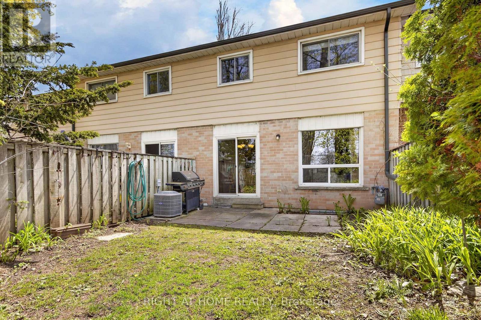 47 - 2 Bernick Drive, Barrie, Ontario  L4M 5K4 - Photo 3 - S13140816