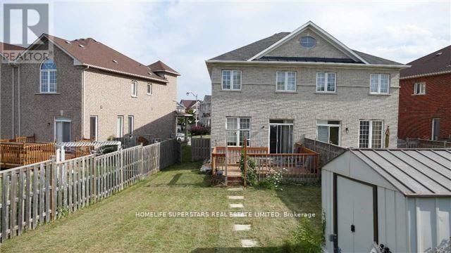 52 Deepcoral Court, Brampton, Ontario  L6V 4P7 - Photo 2 - W13140842