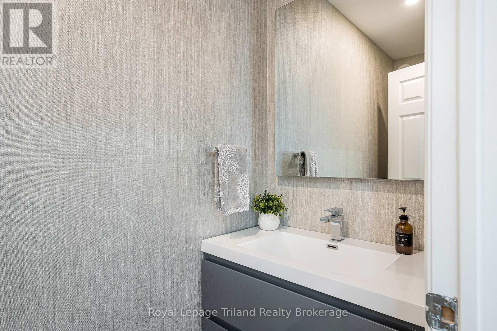 19 Trails End, Collingwood, Ontario  L9Y 5B1 - Photo 28 - S12833696