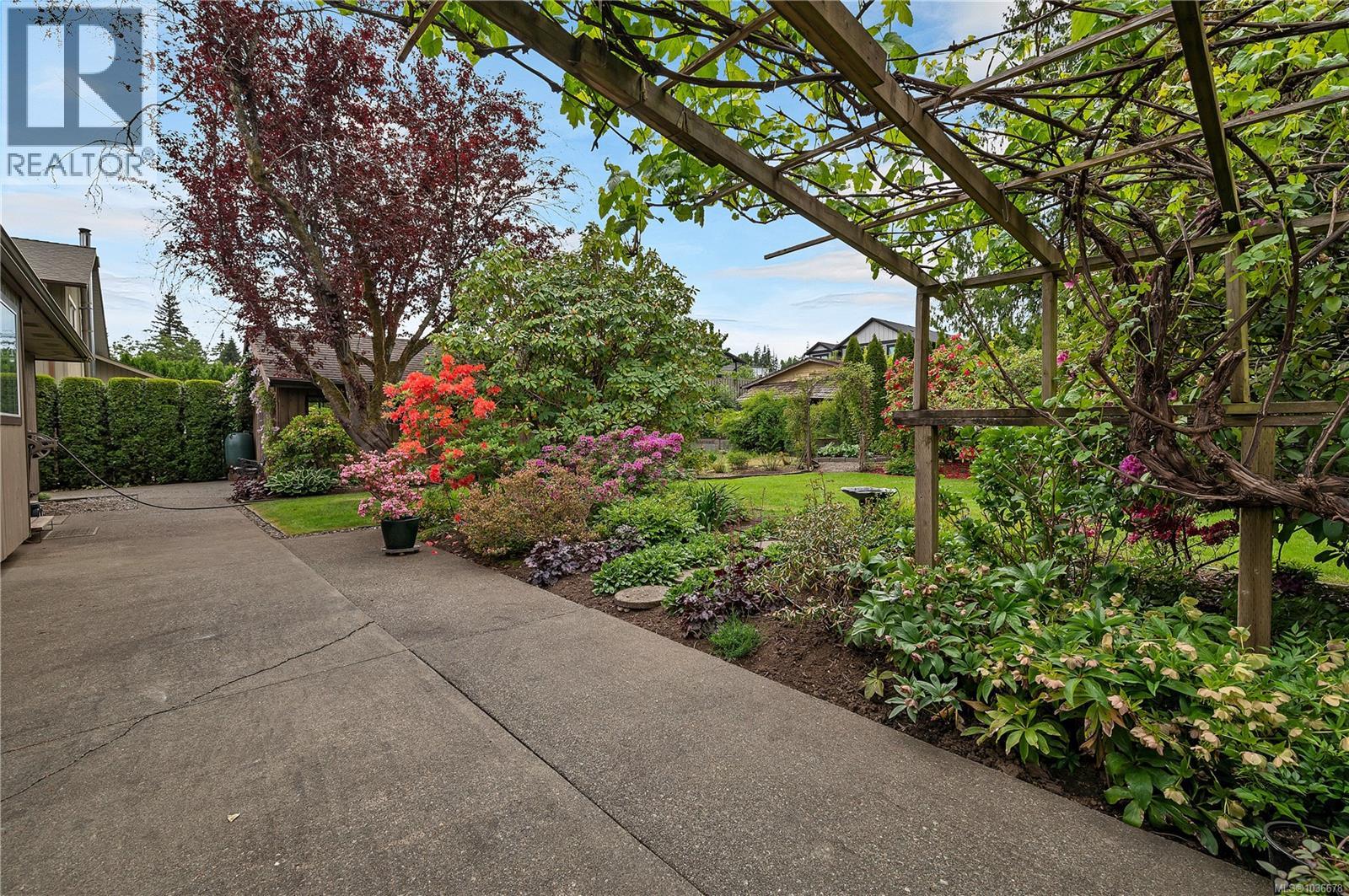 2240 Milford Rd, Campbell River, British Columbia  V9W 5E7 - Photo 51 - 1036678