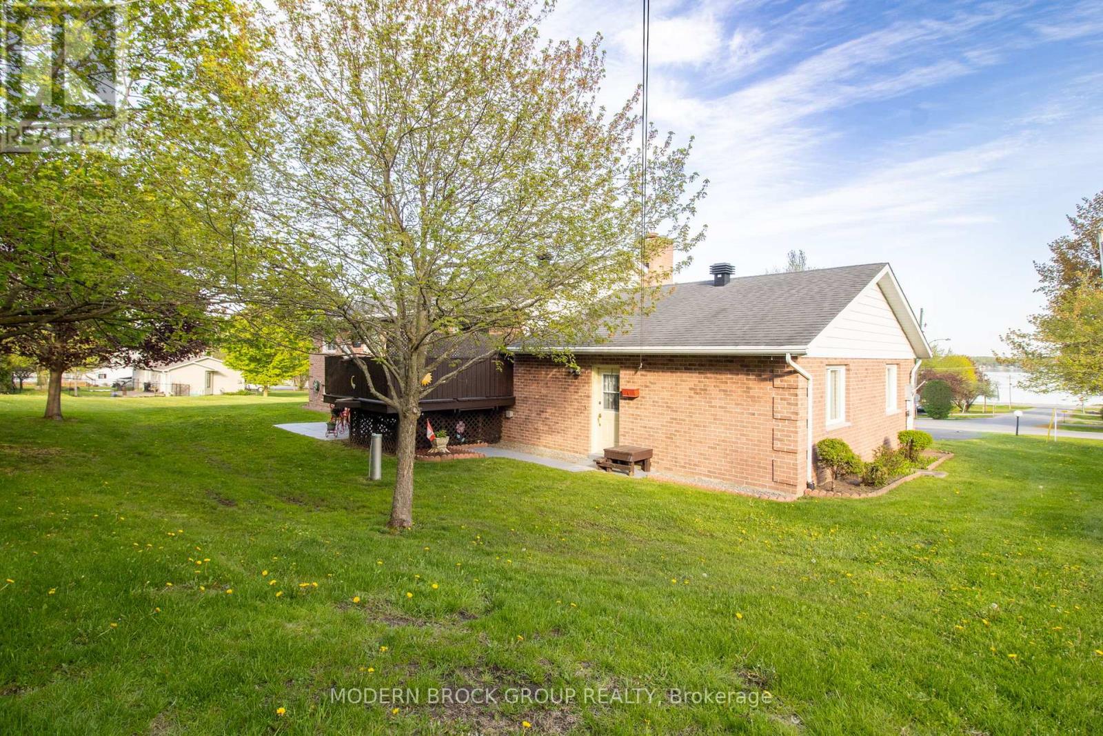 24 Bernard Crescent, Augusta, Ontario  K0E 1P0 - Photo 41 - X12728800