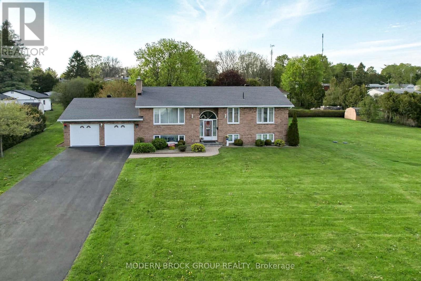 24 Bernard Crescent, Augusta, Ontario  K0E 1P0 - Photo 45 - X12728800