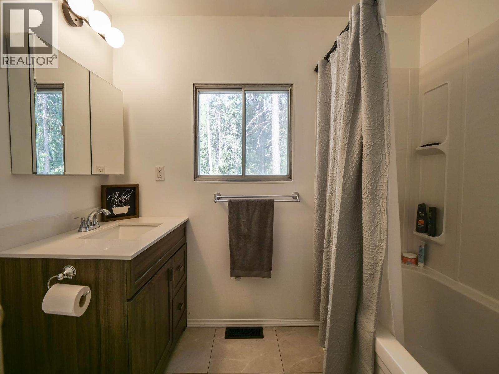 2407 N Vernon Road, Quesnel, British Columbia  V2J 7C8 - Photo 13 - R3124611