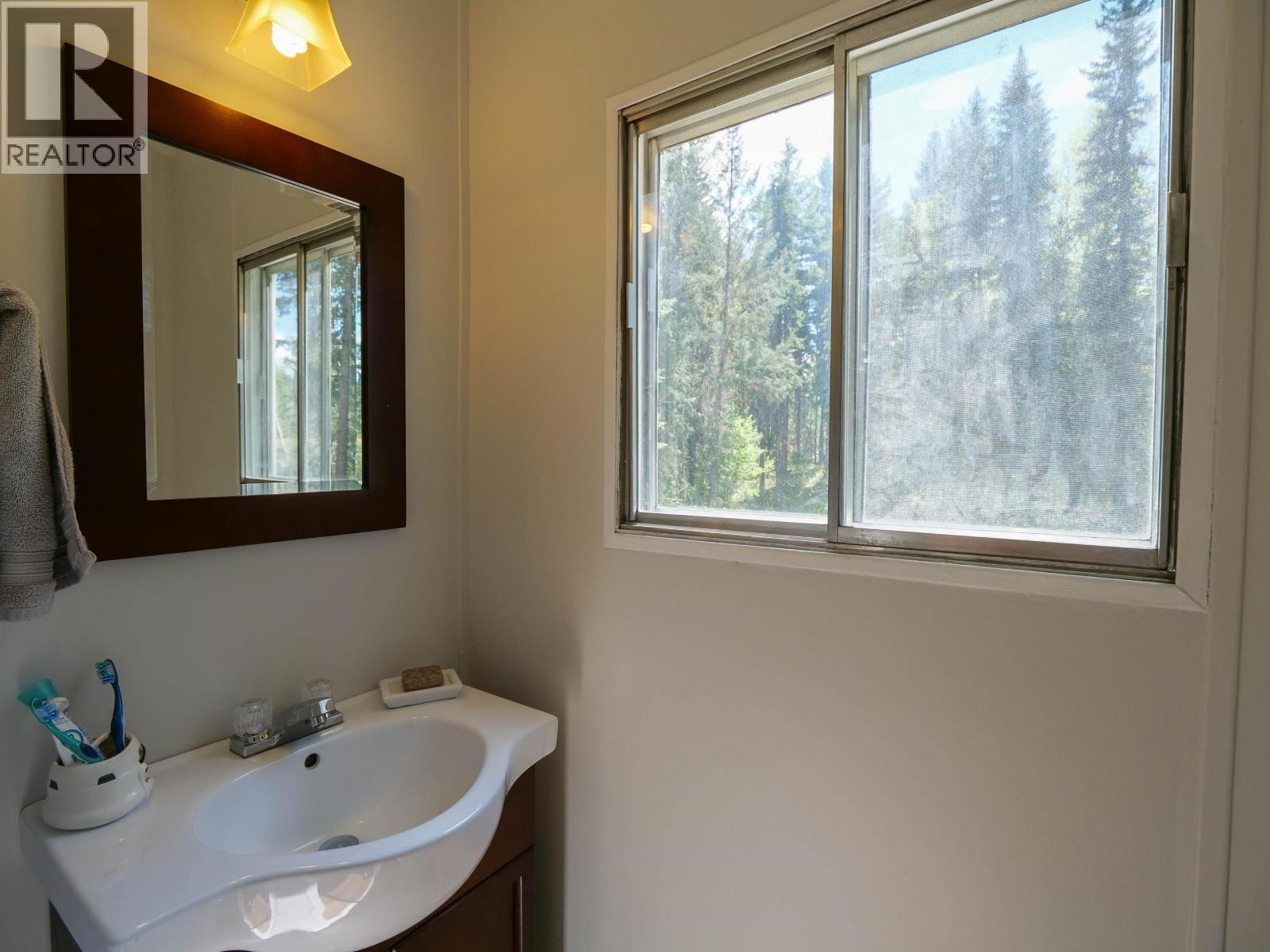 2407 N Vernon Road, Quesnel, British Columbia  V2J 7C8 - Photo 21 - R3124611