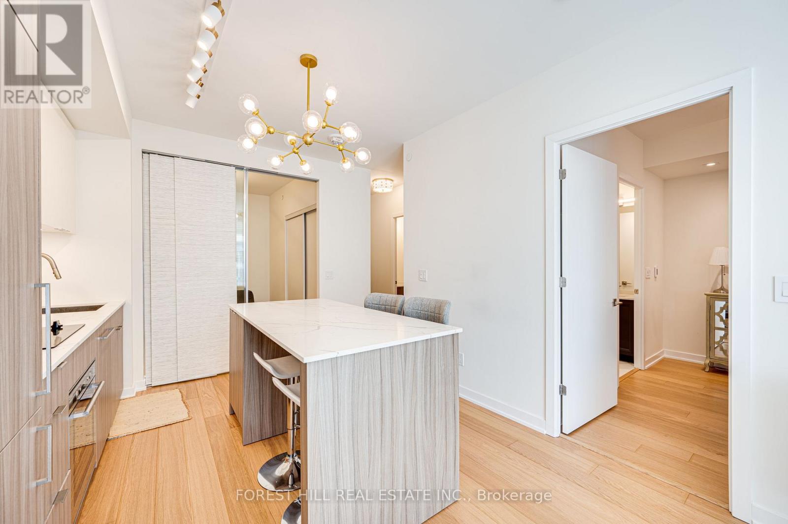 516 - 840 St Clair Avenue W, Toronto, Ontario  M6C 0A4 - Photo 13 - C13140850