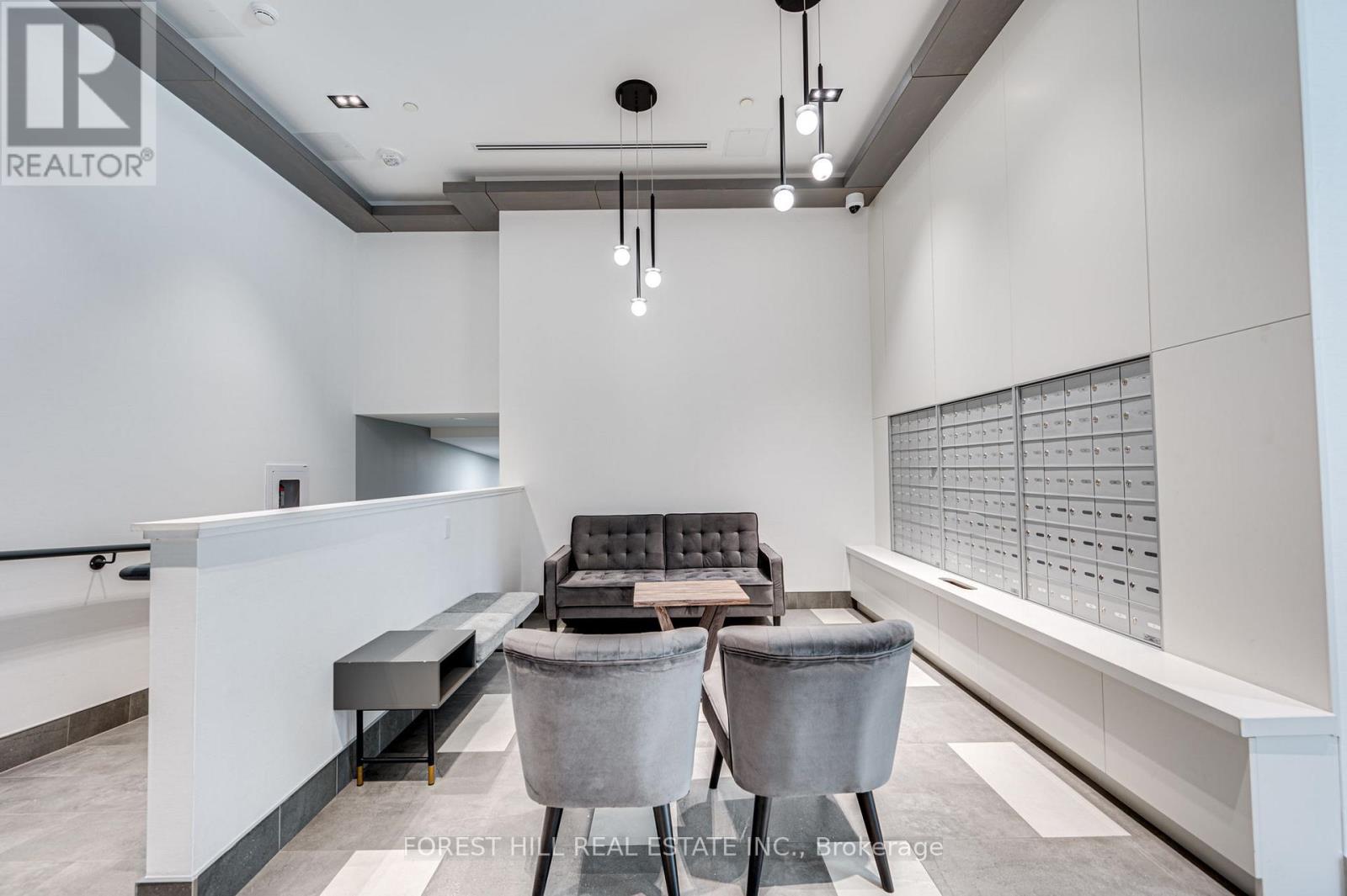 516 - 840 St Clair Avenue W, Toronto, Ontario  M6C 0A4 - Photo 26 - C13140850