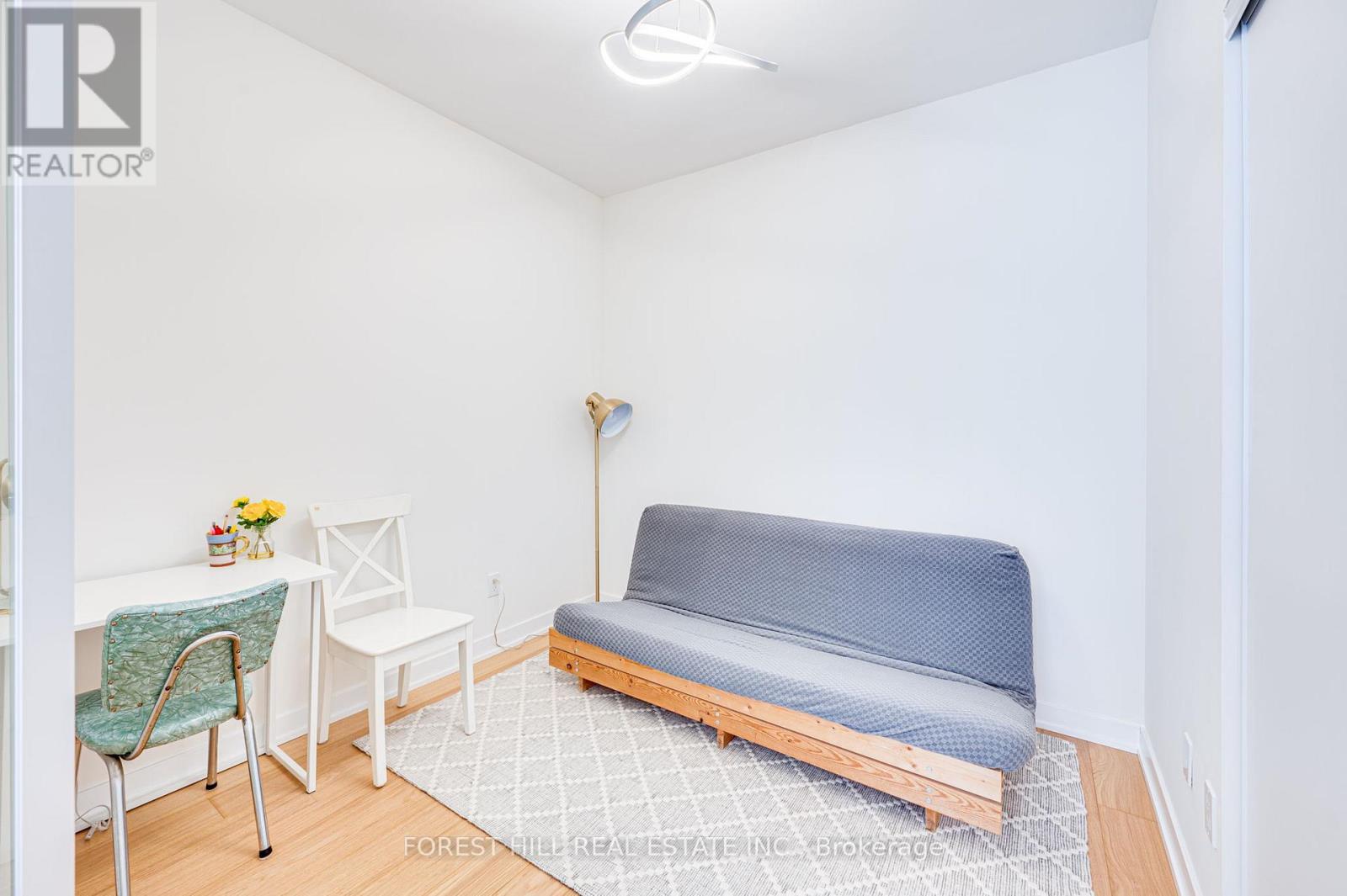 516 - 840 St Clair Avenue W, Toronto, Ontario  M6C 0A4 - Photo 7 - C13140850