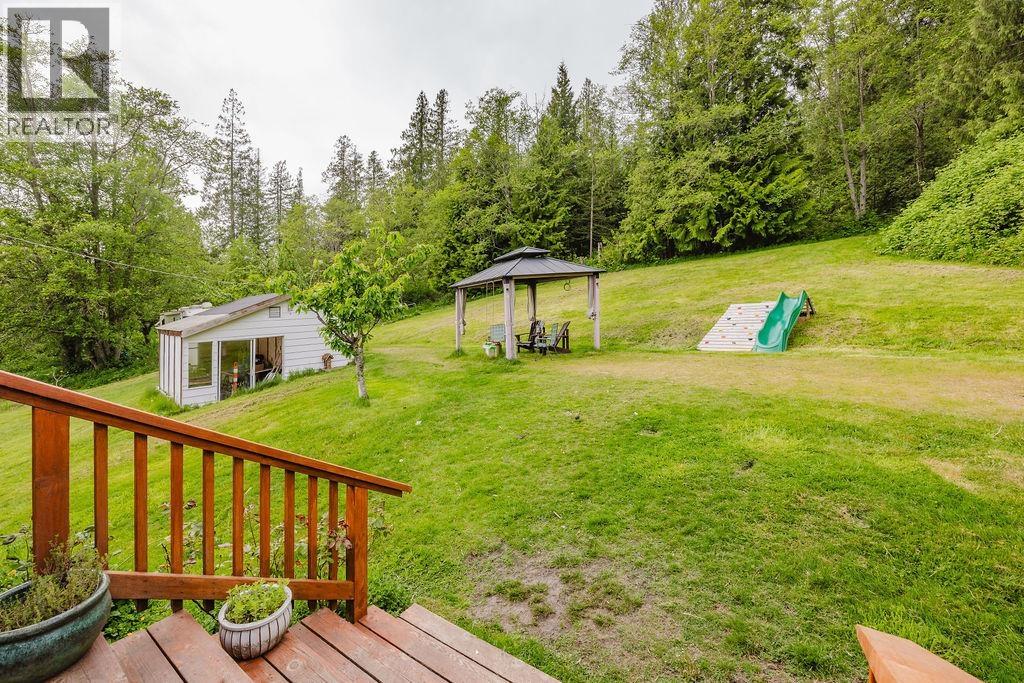 1972 Ranch Road, Roberts Creek, British Columbia  V0N 2W5 - Photo 30 - R3121810