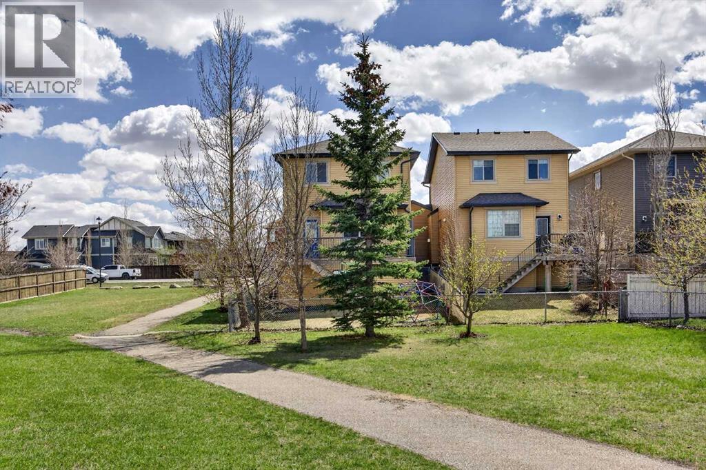 106 Sagewood Drive SW, Airdrie, Alberta  T4B 2P1 - Photo 2 - A2308446