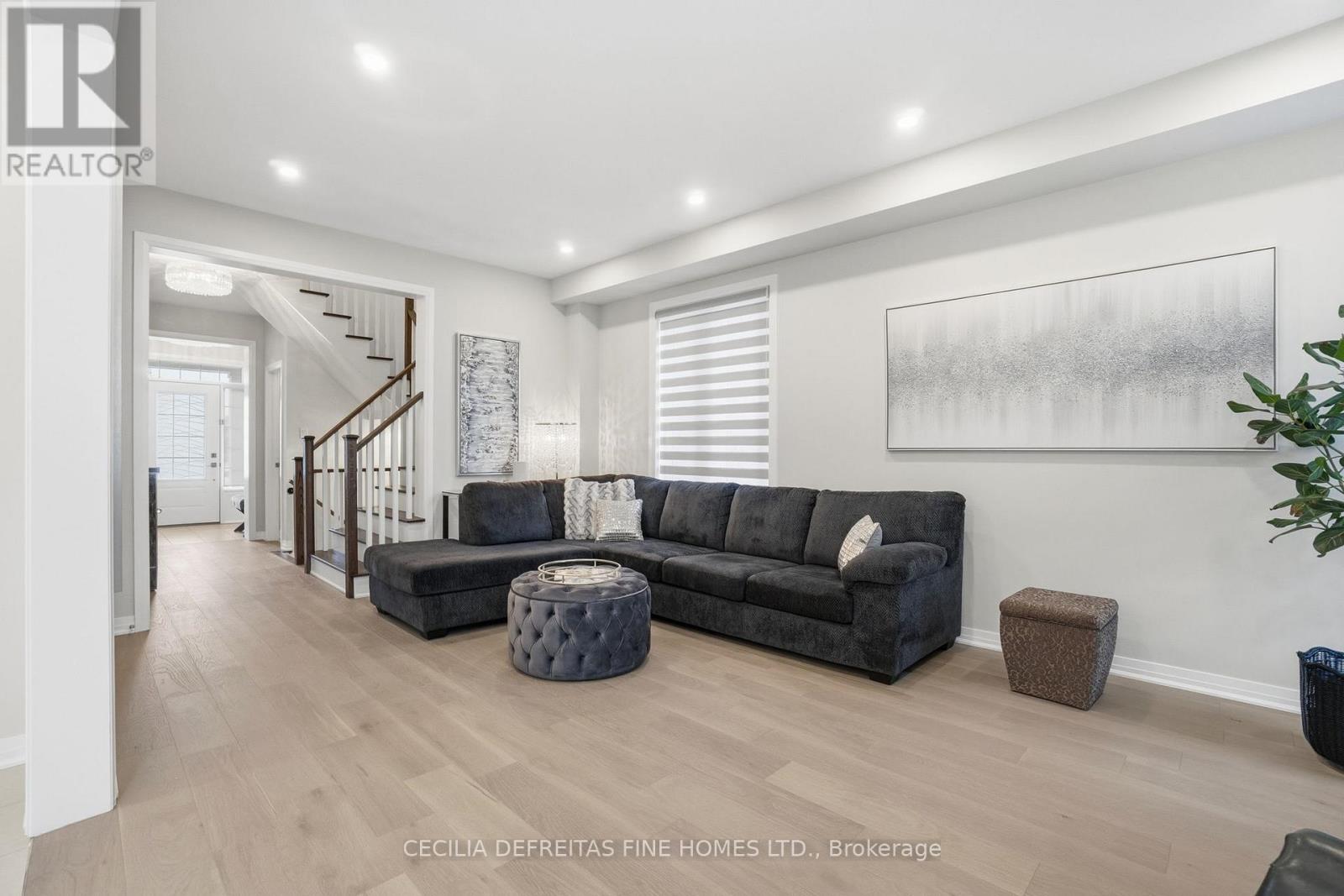 92 Pridham Place, New Tecumseth, Ontario  L0G 1W0 - Photo 10 - N13140878