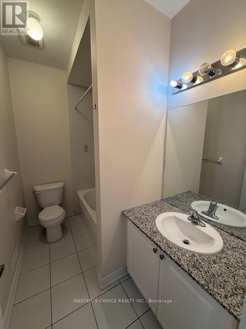 56 Clunburry Road, Brampton, Ontario  L7A 5B5 - Photo 14 - W13140868