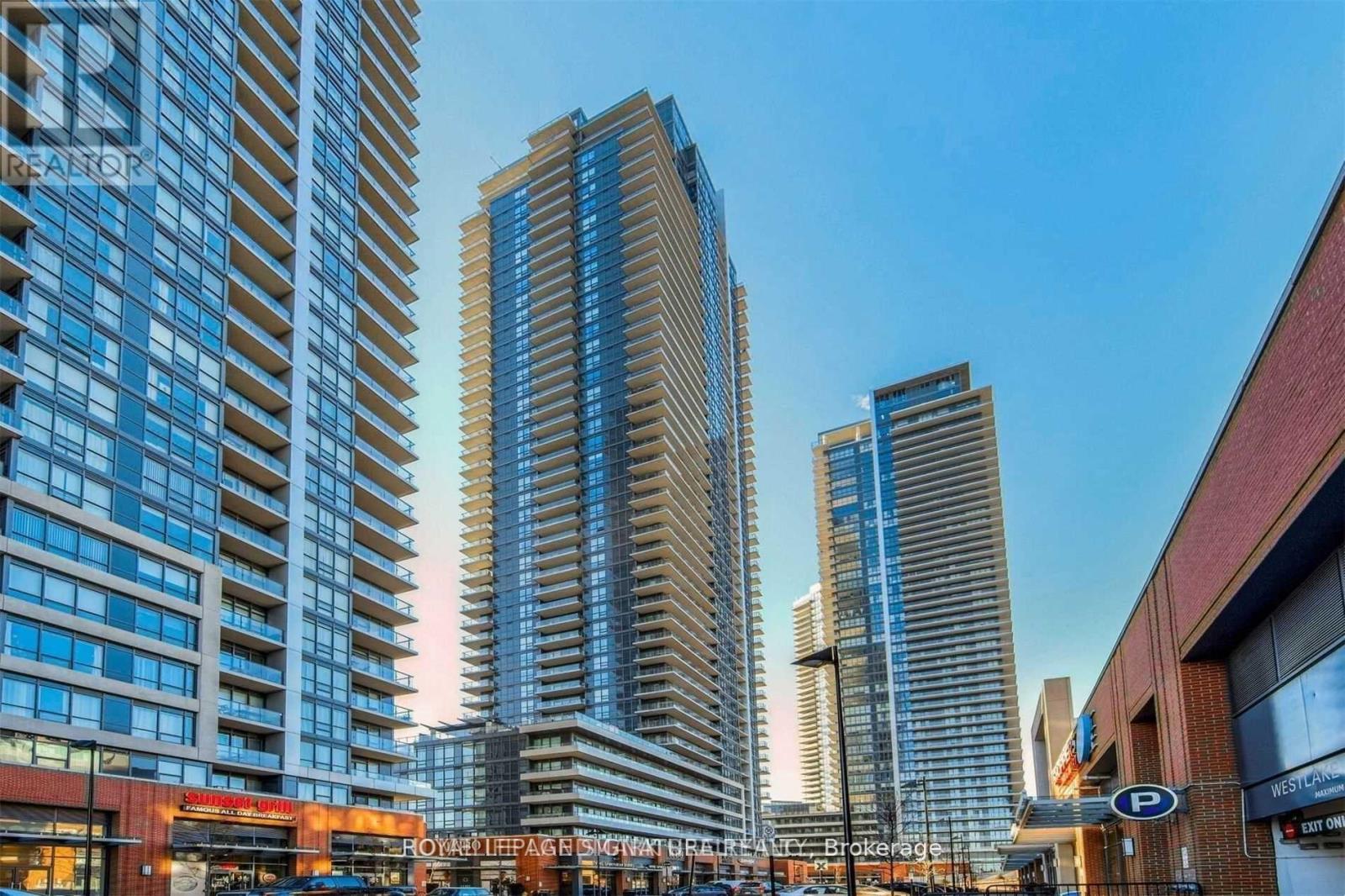 2405 - 2220 Lakeshore Boulevard W, Toronto, Ontario  M8V 0C1 - Photo 3 - W13140884