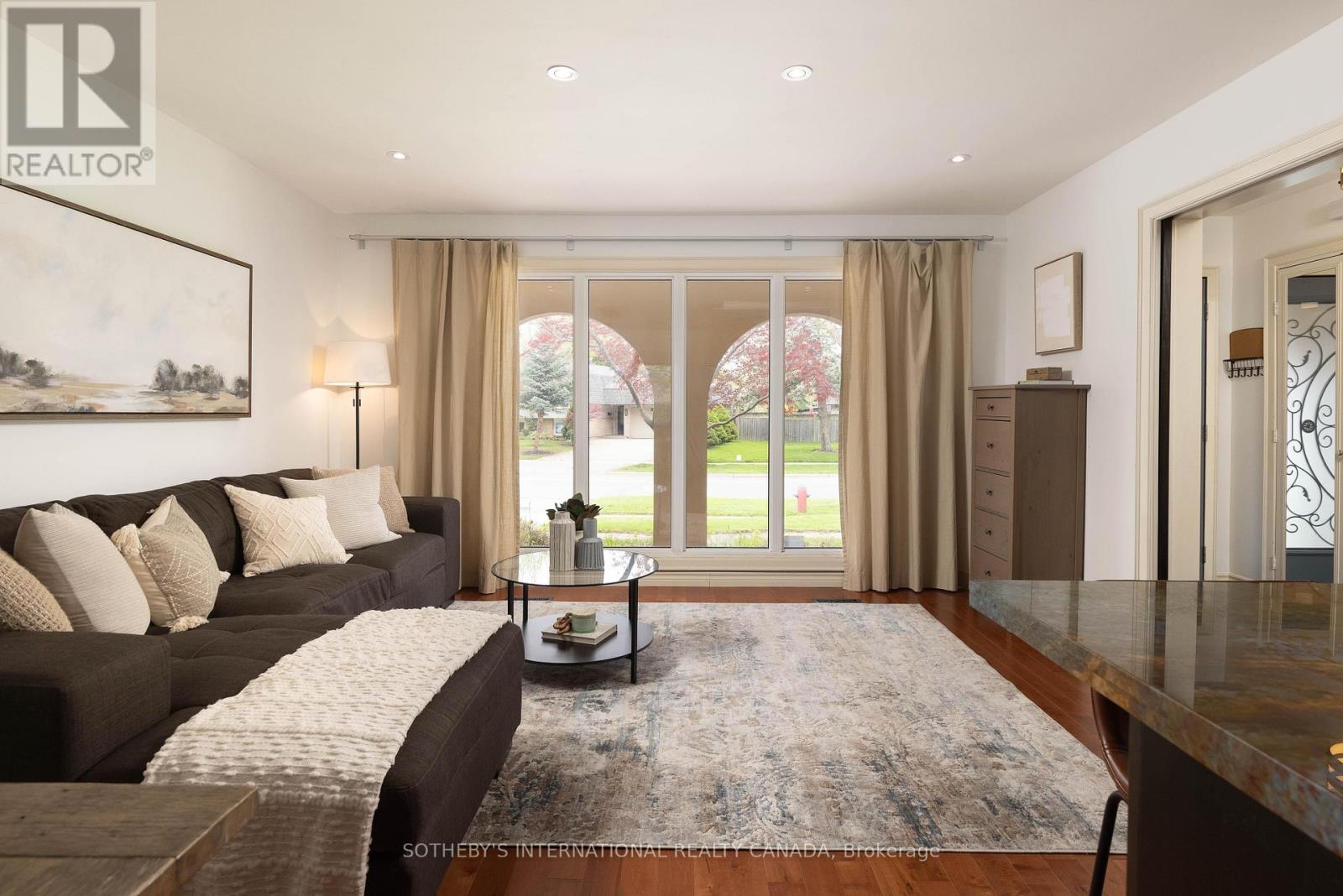 2290 Bridge Road, Oakville, Ontario  L6L 2G6 - Photo 20 - W13140892