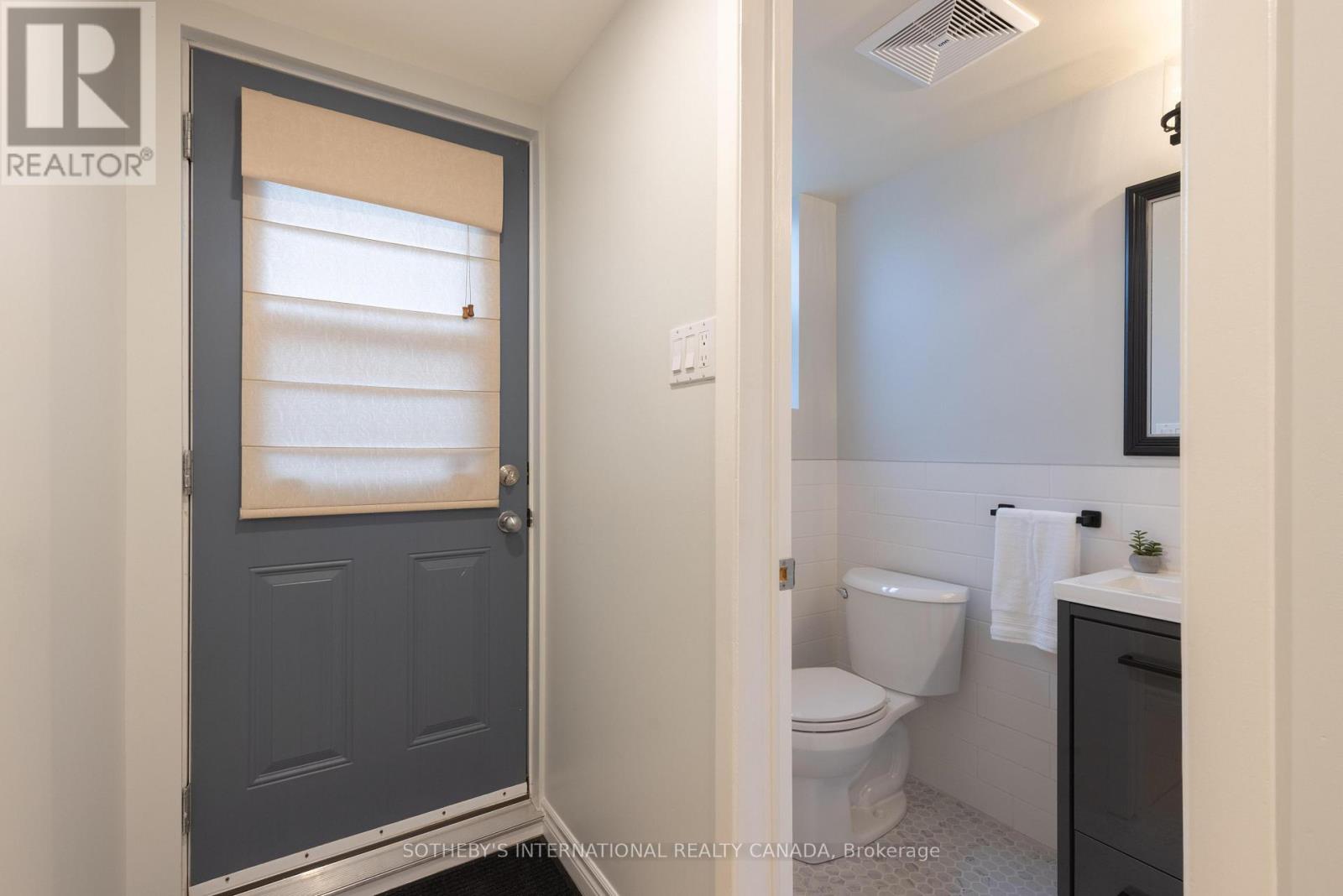 2290 Bridge Road, Oakville, Ontario  L6L 2G6 - Photo 35 - W13140892