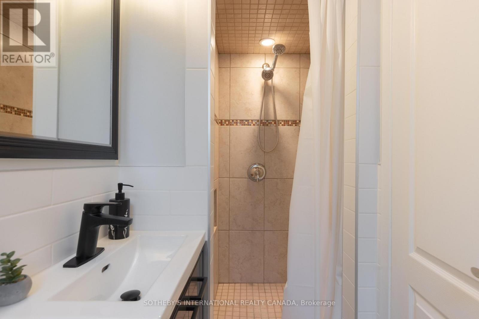 2290 Bridge Road, Oakville, Ontario  L6L 2G6 - Photo 36 - W13140892