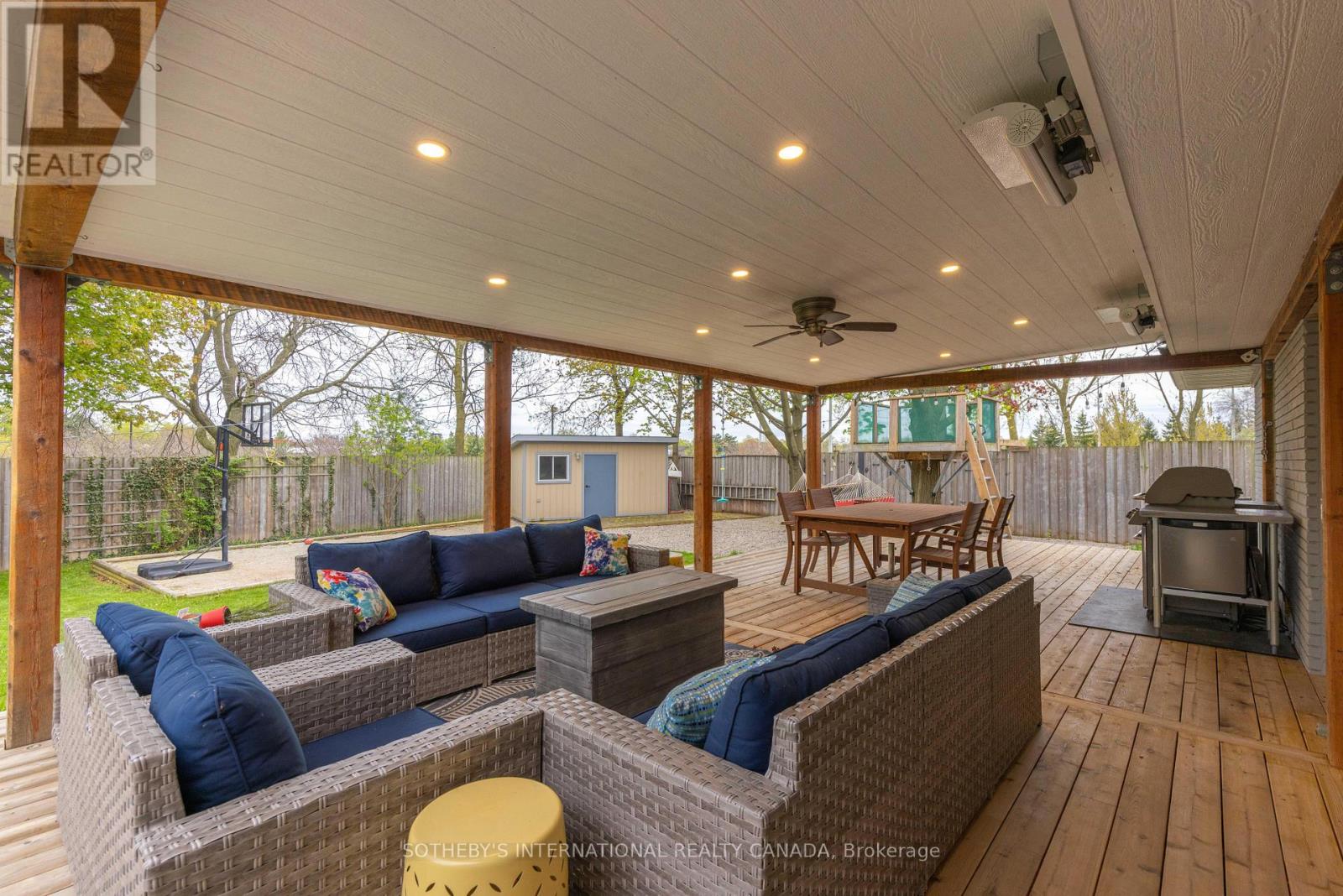 2290 Bridge Road, Oakville, Ontario  L6L 2G6 - Photo 8 - W13140892