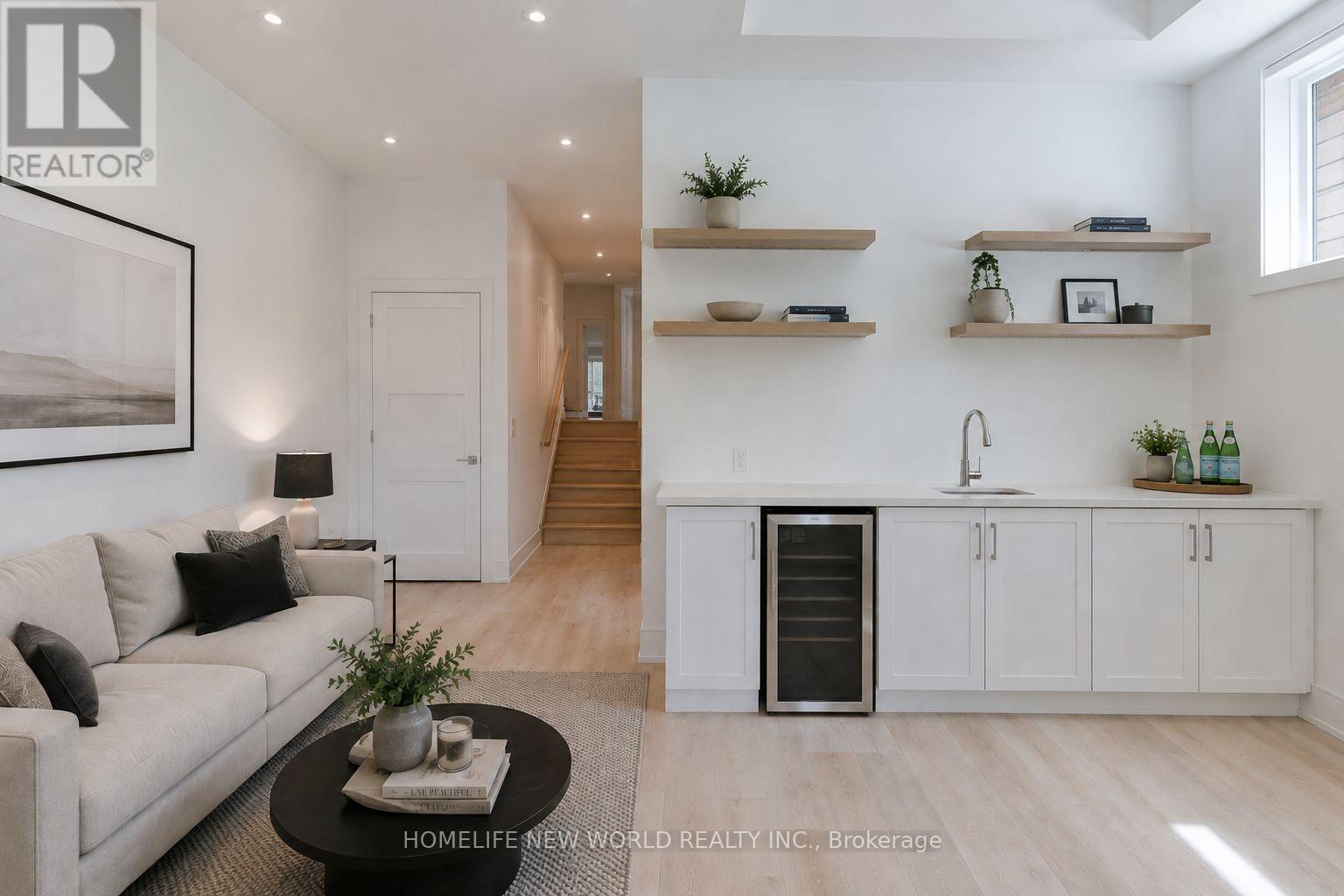 158 Alderbrae Avenue, Toronto, Ontario  M8W 4K3 - Photo 41 - W13138238