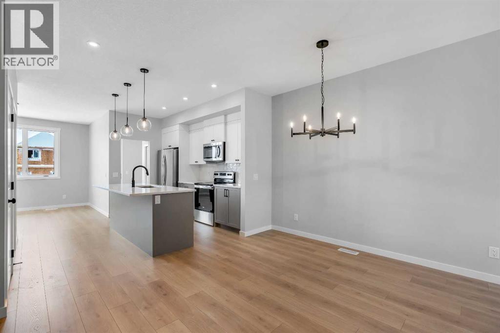 1277 Creekview Drive SW, Calgary, Alberta  T2X 4Y1 - Photo 5 - A2271942