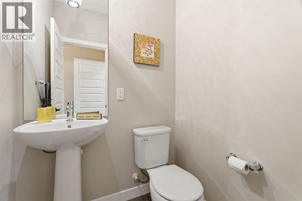 51 Mist Mountain Rise, Okotoks, Alberta  T1S 5R4 - Photo 27 - A2311592