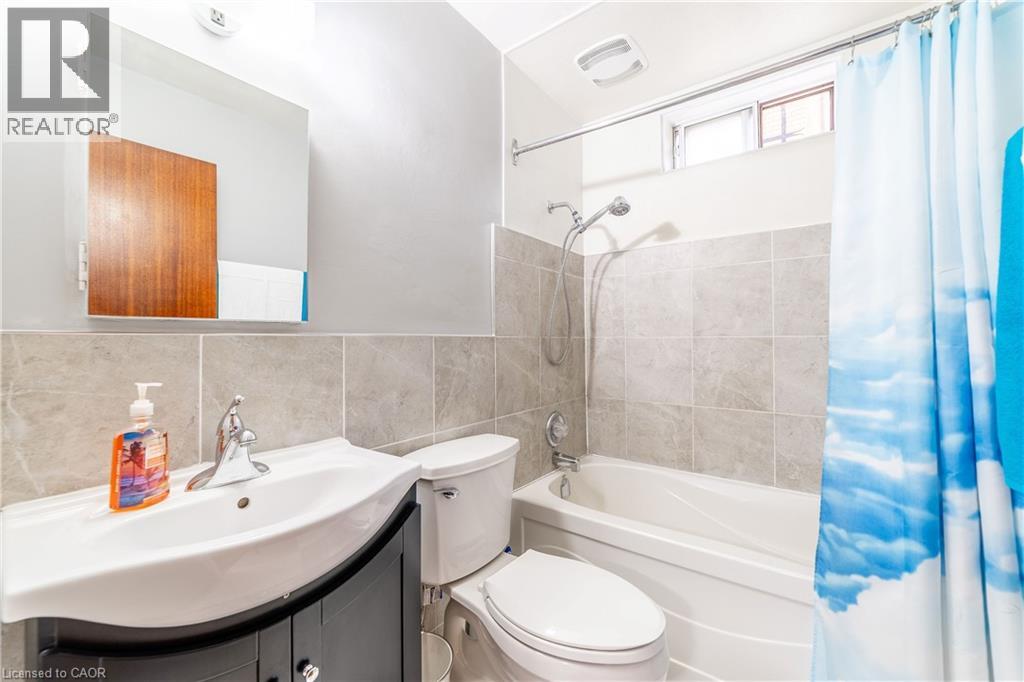 58 Brandon Avenue, Kitchener, Ontario  N2M 2J3 - Photo 18 - 40799596