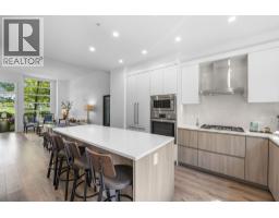 153 2060 CURLING ROAD, North Vancouver, British Columbia