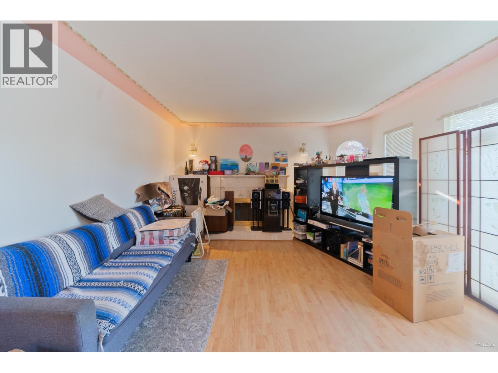 4366 Venables Street, Burnaby, British Columbia  V5C 3A2 - Photo 3 - R3124612
