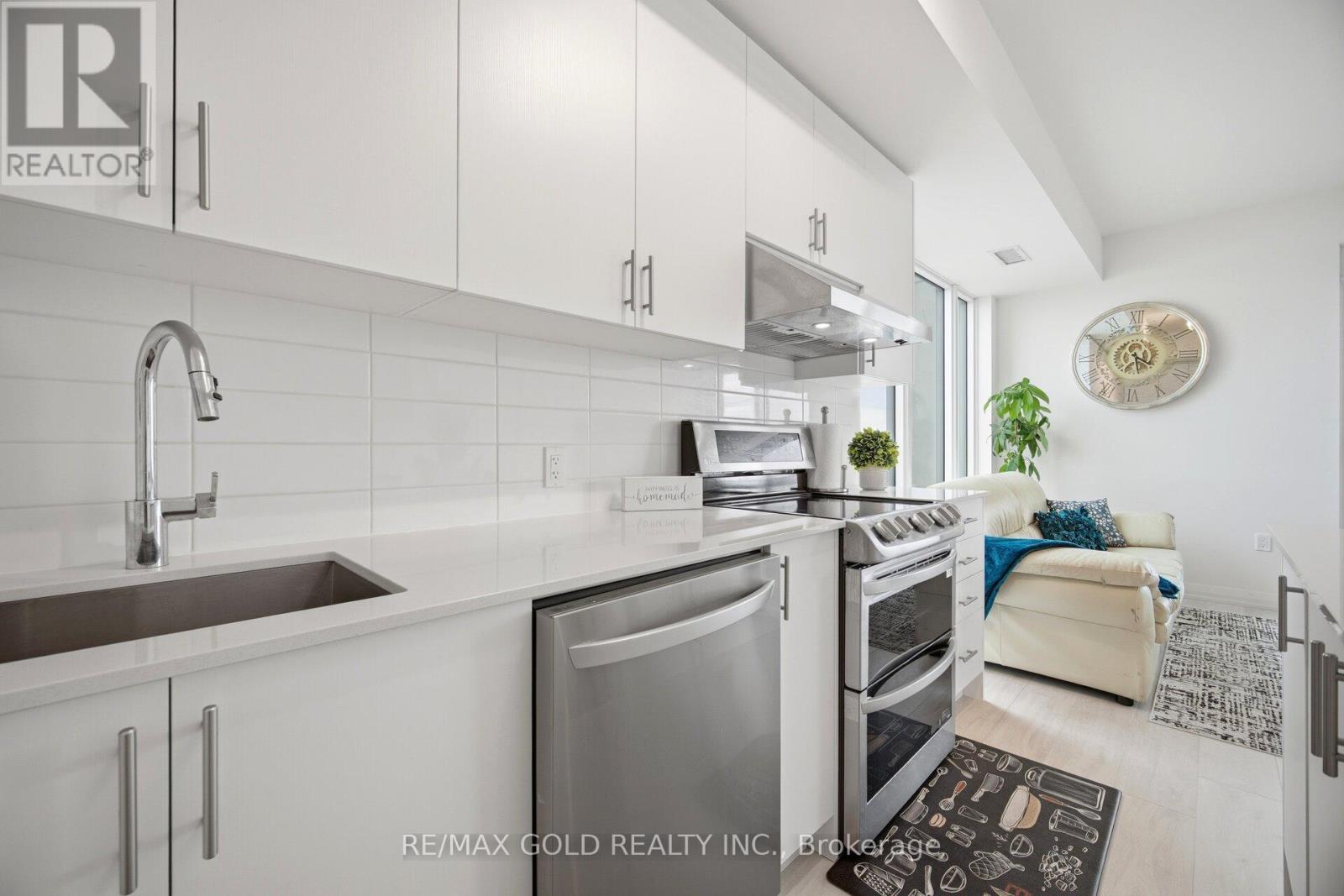 1421 - 8960 Jane Street, Vaughan, Ontario  L4K 2M9 - Photo 13 - N13140902