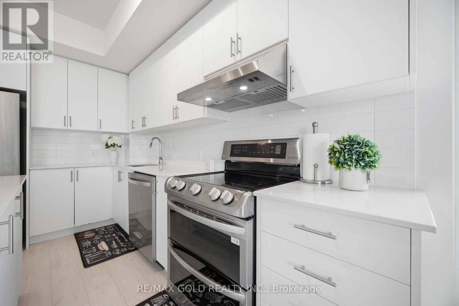 1421 - 8960 Jane Street, Vaughan, Ontario  L4K 2M9 - Photo 14 - N13140902