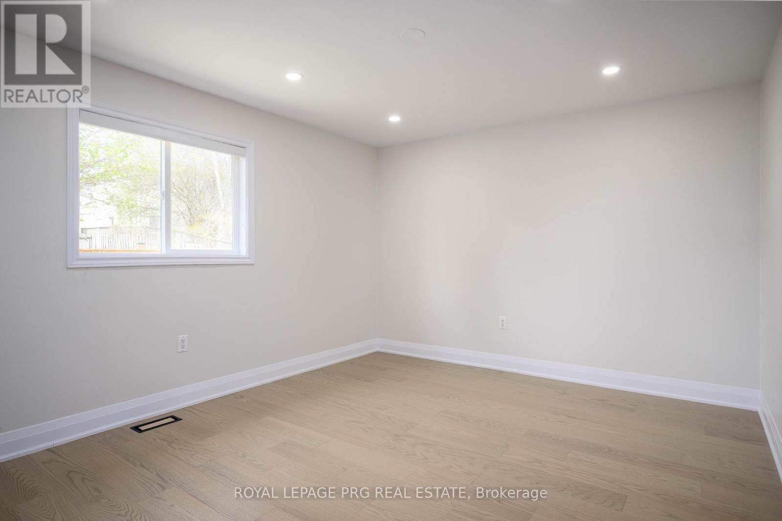 26 Hickling Trail, Barrie, Ontario  L4M 5S4 - Photo 12 - S13140906