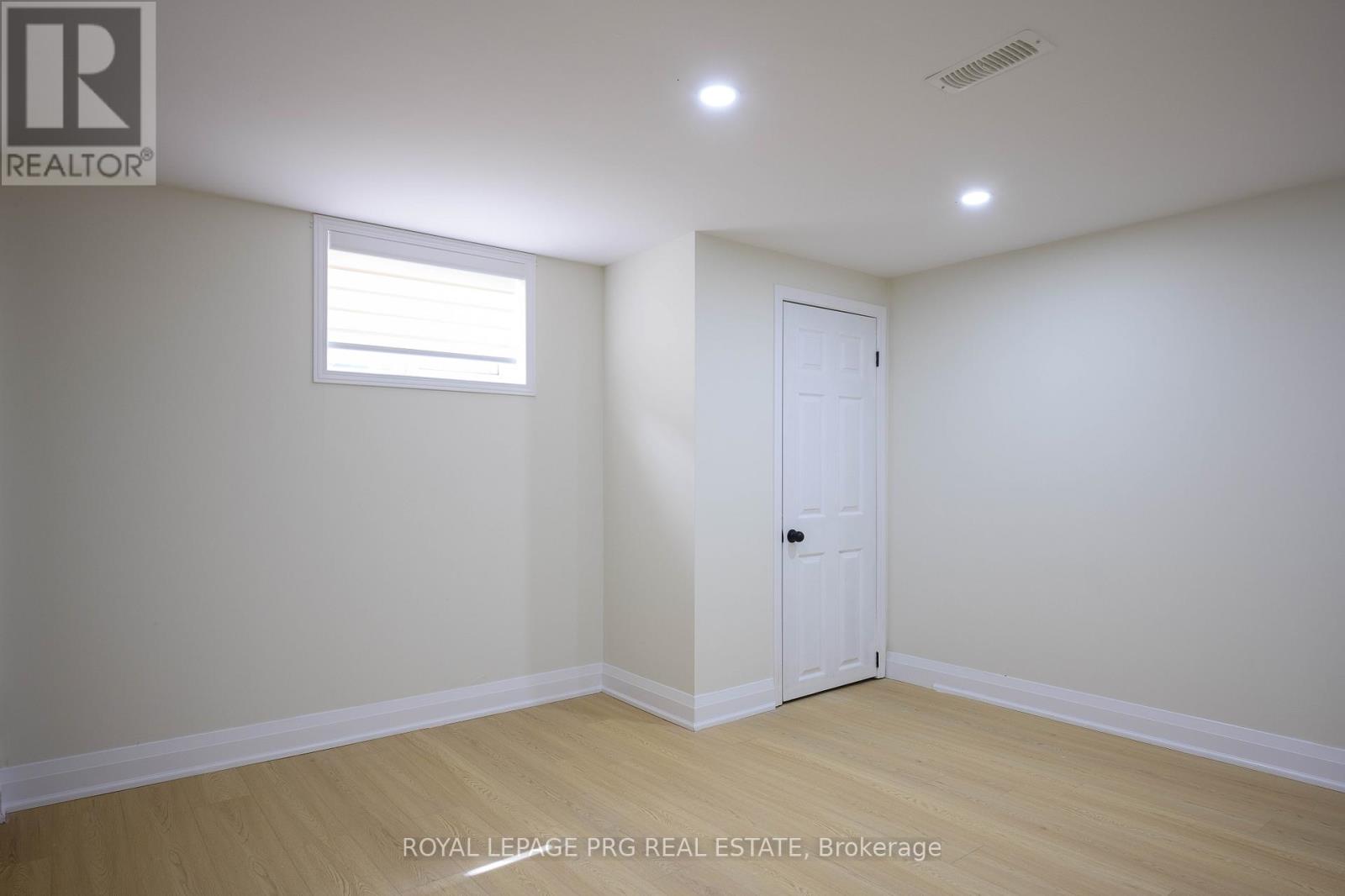 26 Hickling Trail, Barrie, Ontario  L4M 5S4 - Photo 19 - S13140906