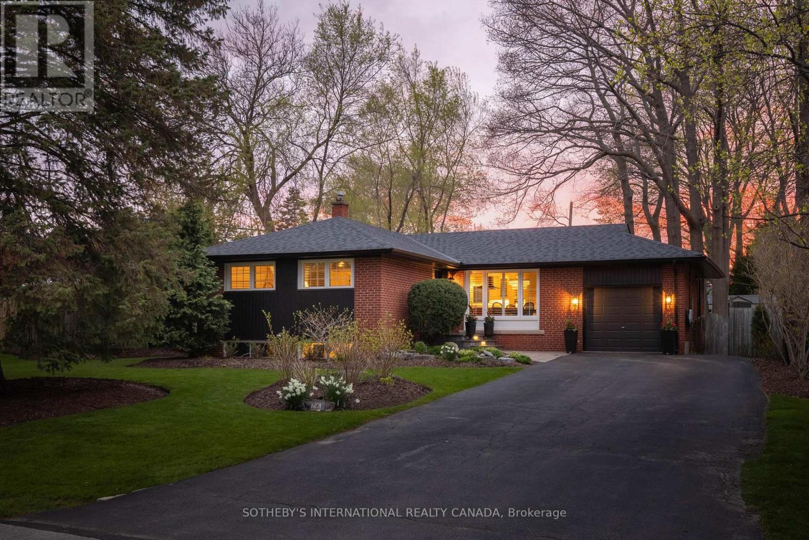 1491 TRENTON ROAD, Oakville, Ontario