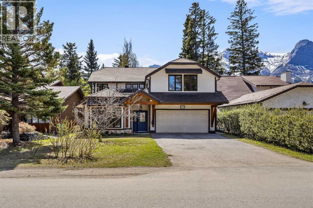 933 15th Street, Canmore, Alberta