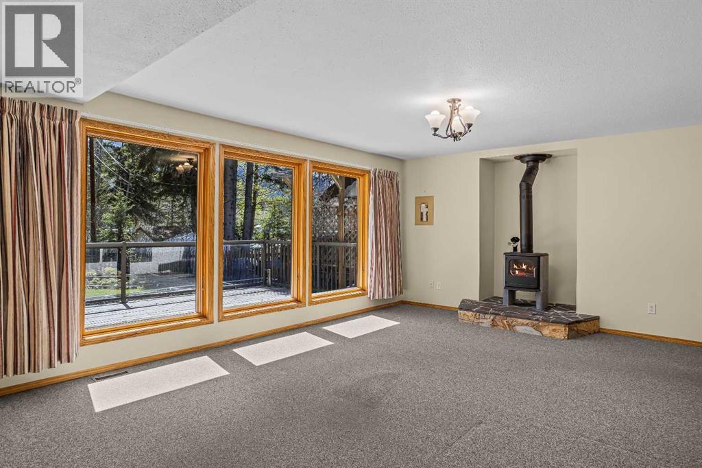 933 15th Street, Canmore, Alberta  T1W 1X2 - Photo 18 - A2290110