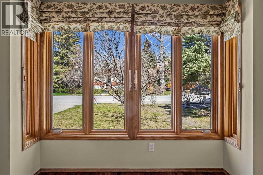 933 15th Street, Canmore, Alberta  T1W 1X2 - Photo 8 - A2290110